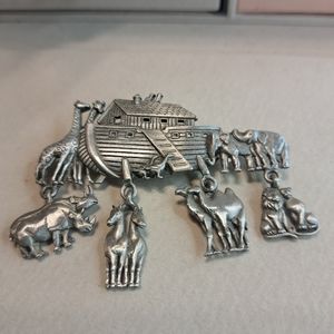 Vintage JJ Jonette Pewter Noah’s Ark Boat Dangle Animals Brooch Pin